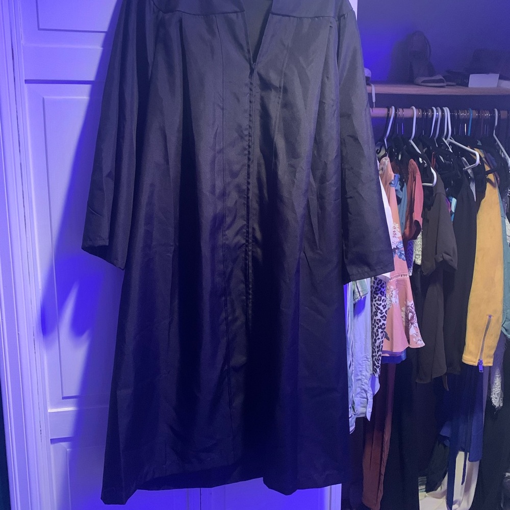 Graduation gown